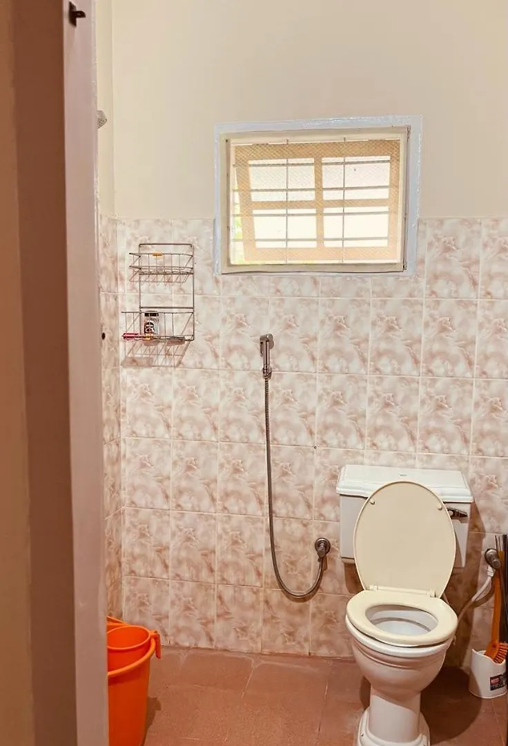 קולאם Paul'S Tangy Homestay