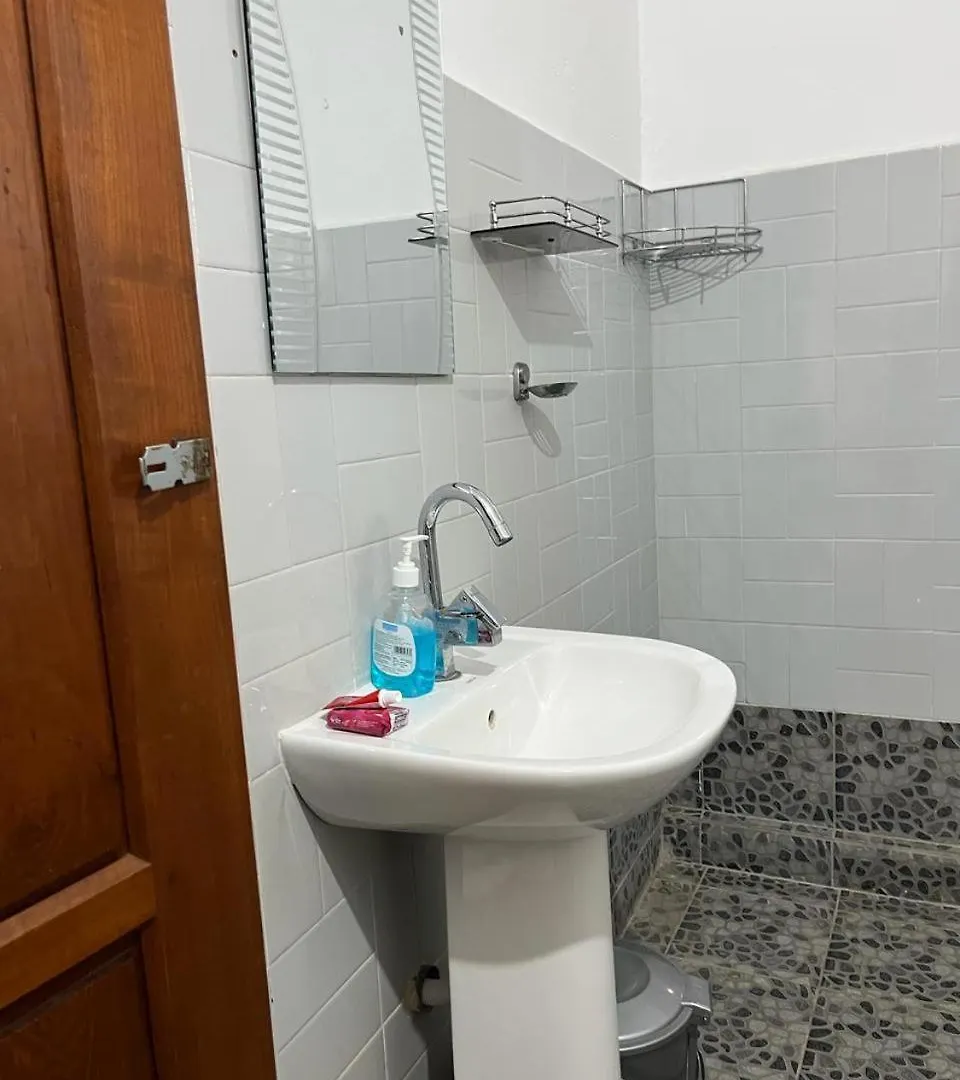 קולאם Paul'S Tangy Homestay